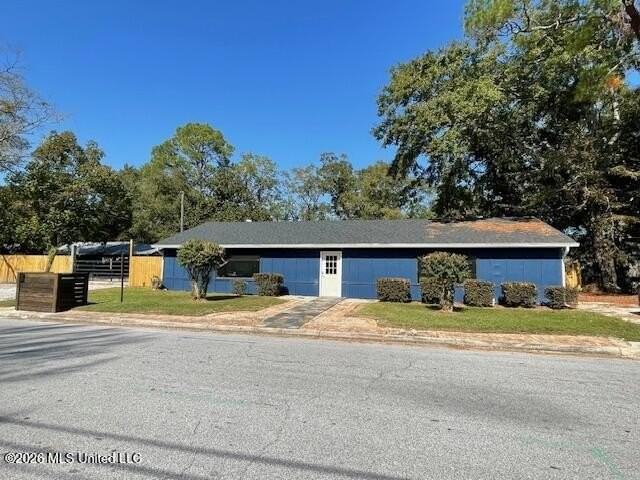 1307 Communy Ave - Photo 2 of 22