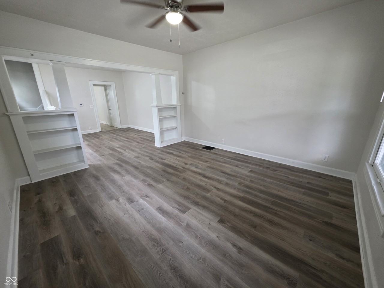 1119 N Tuxedo St - Photo 3 of 18