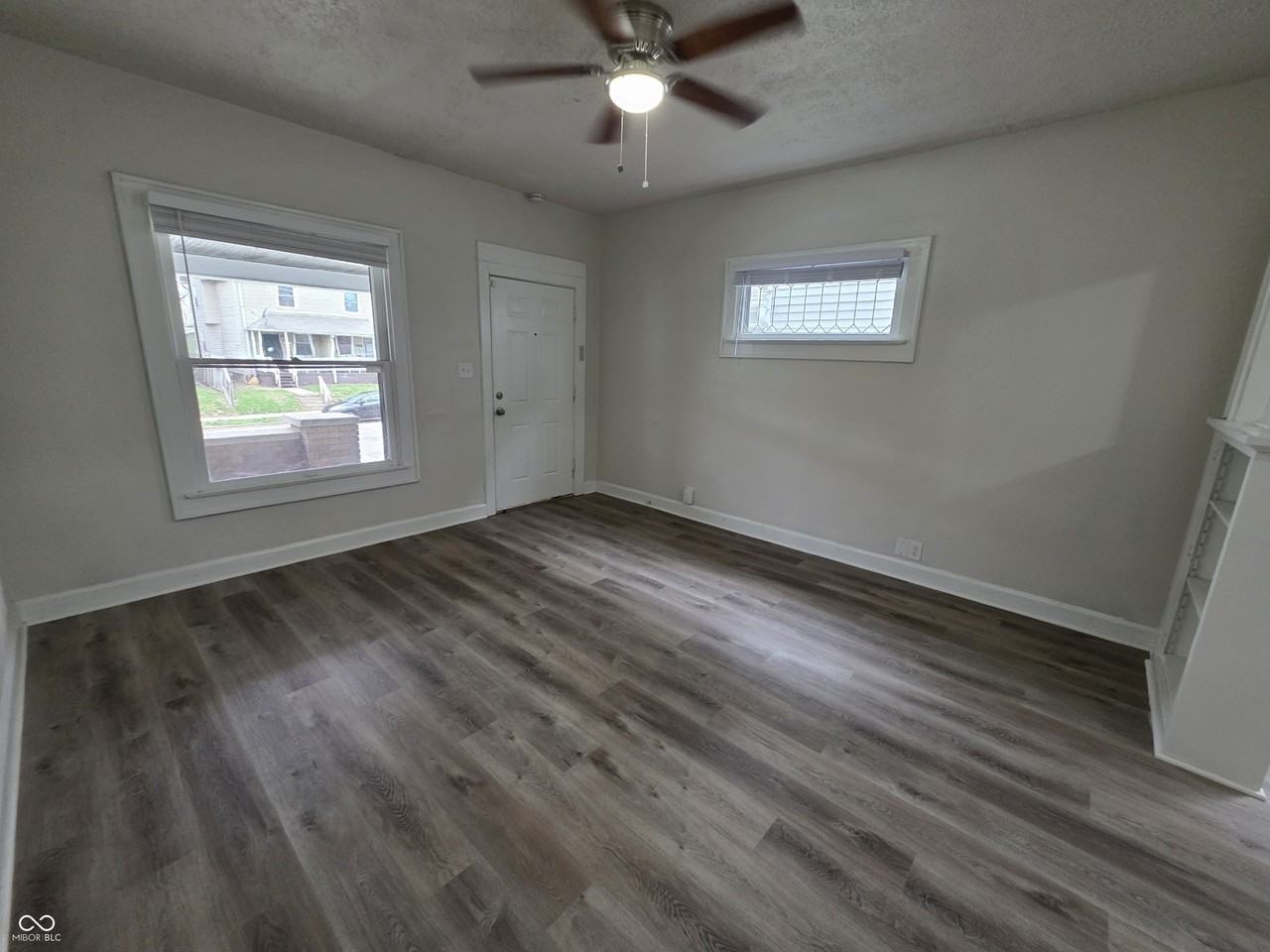 1119 N Tuxedo St - Photo 4 of 18