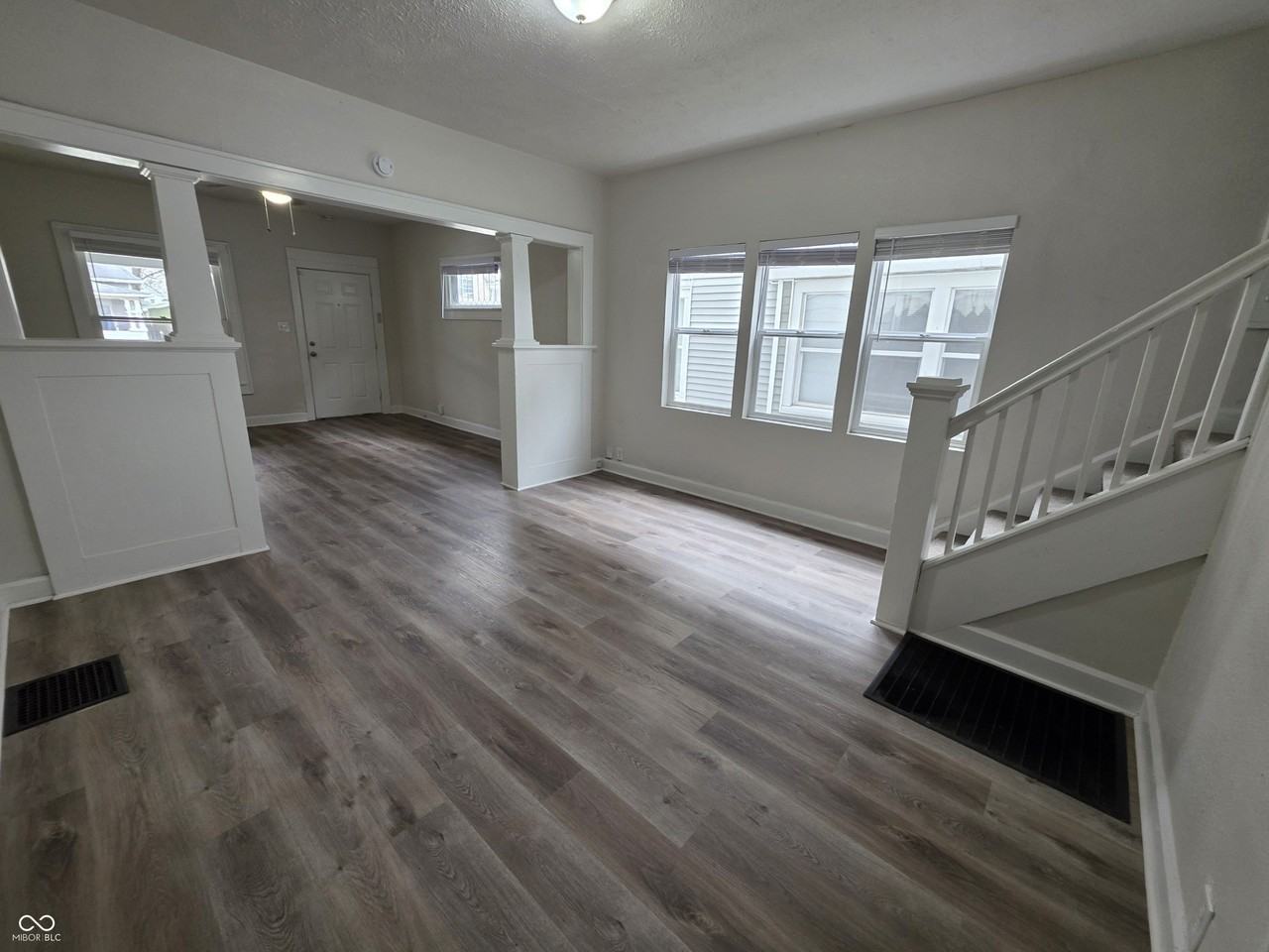 1119 N Tuxedo St - Photo 6 of 18