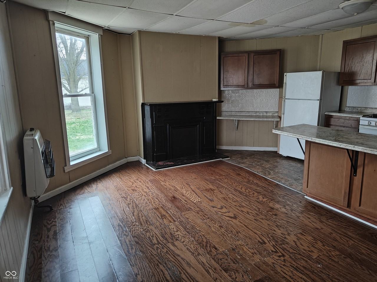 617 W Franklin St #2 - Photo 4 of 11