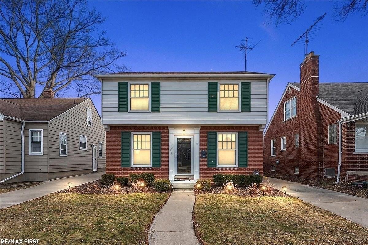 1444 Brys Dr - Photo 2 of 44