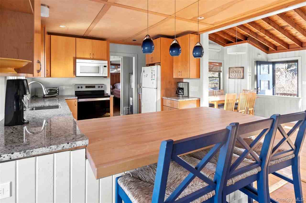 35 Sloop Walk - Photo 4 of 21