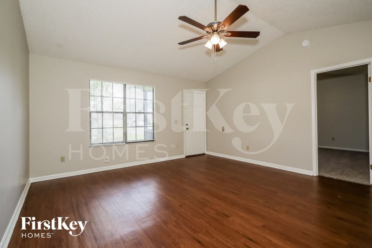 2244 Felucca Dr - Photo 4 of 15