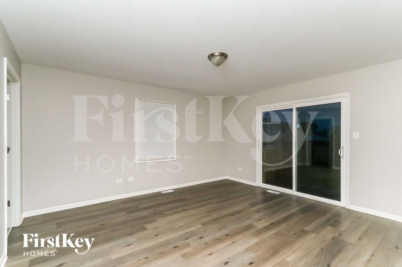 2105 Three Forks Dr - Photo 7 of 15