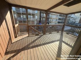 345 Border St #U2 - Photo 1 of 1