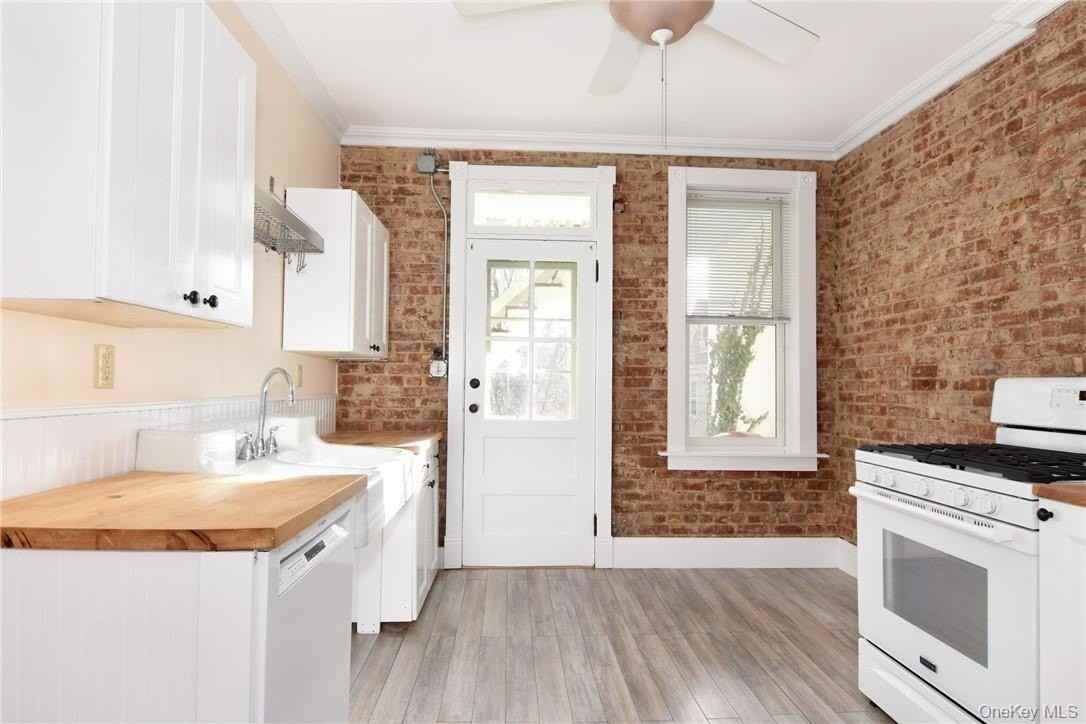 104 Main St Apt 2 - Photo 2 of 18