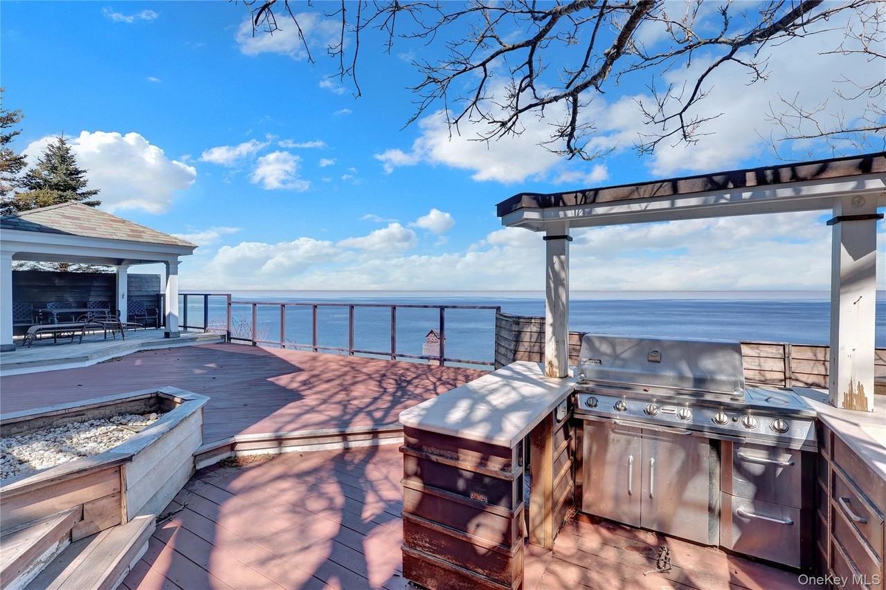 45 Culross Dr - Photo 3 of 35