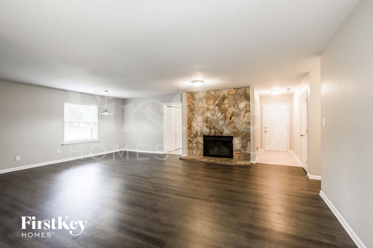 11700 Rimrock Canyon Dr - Photo 2 of 15