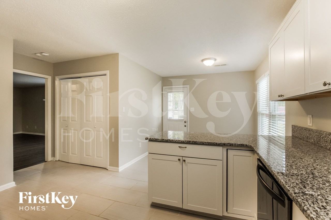 11700 Rimrock Canyon Dr - Photo 7 of 15