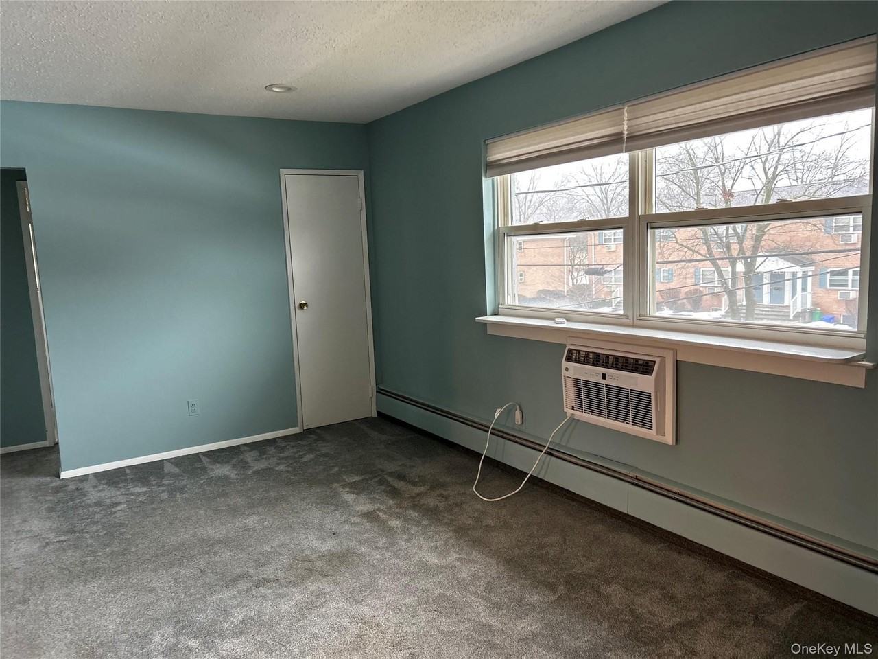 140 Meyer Oval Unit 140 - Photo 6 of 11