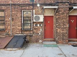 featured image of 20215 Hollis Ave Unit R