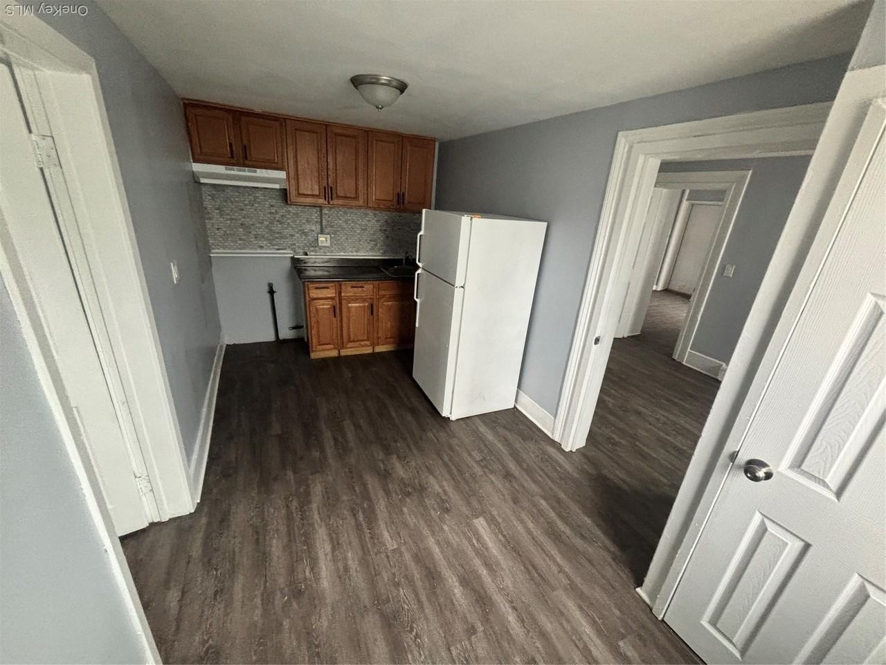 191 Liberty St #GL - Photo 7 of 9