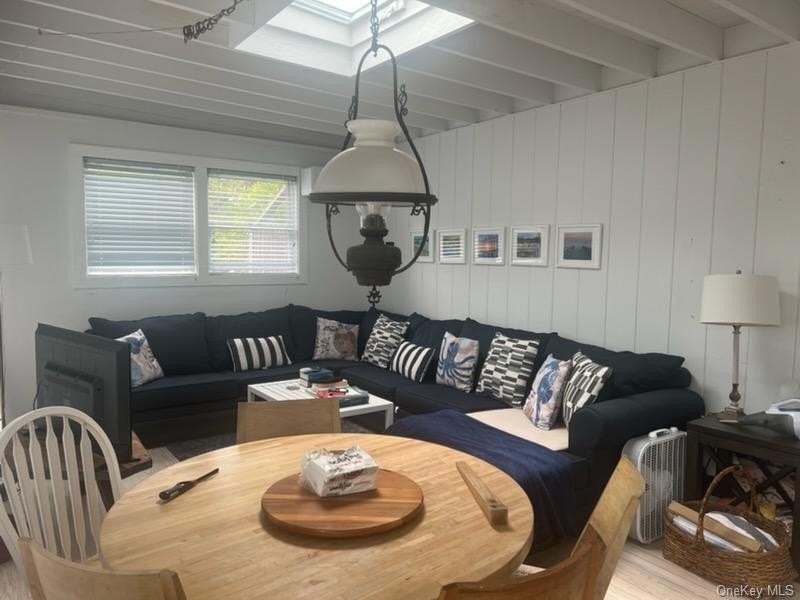 57 Juniper Ave - Photo 3 of 7