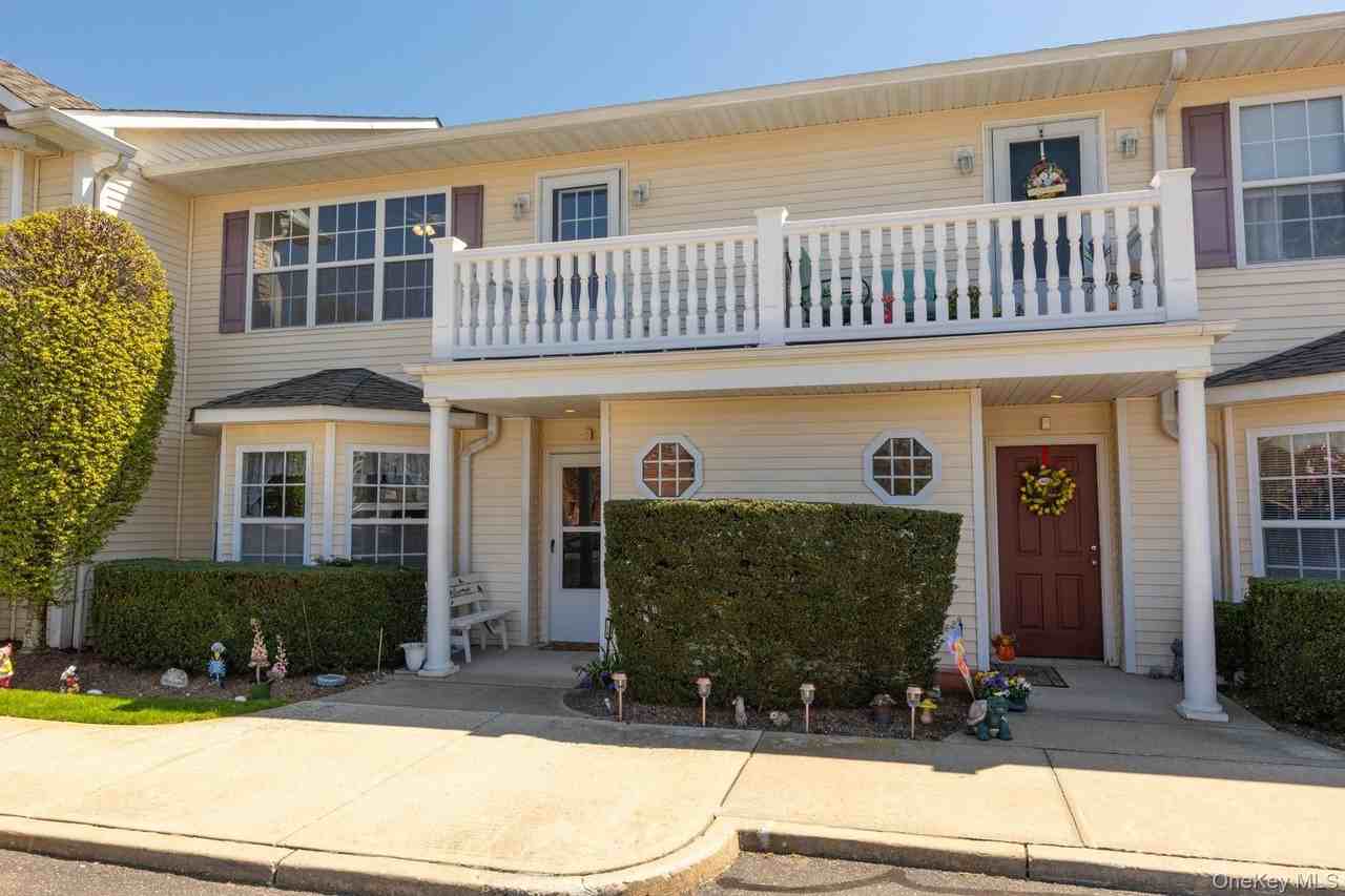 314 Flurry Ln - Photo 2 of 17