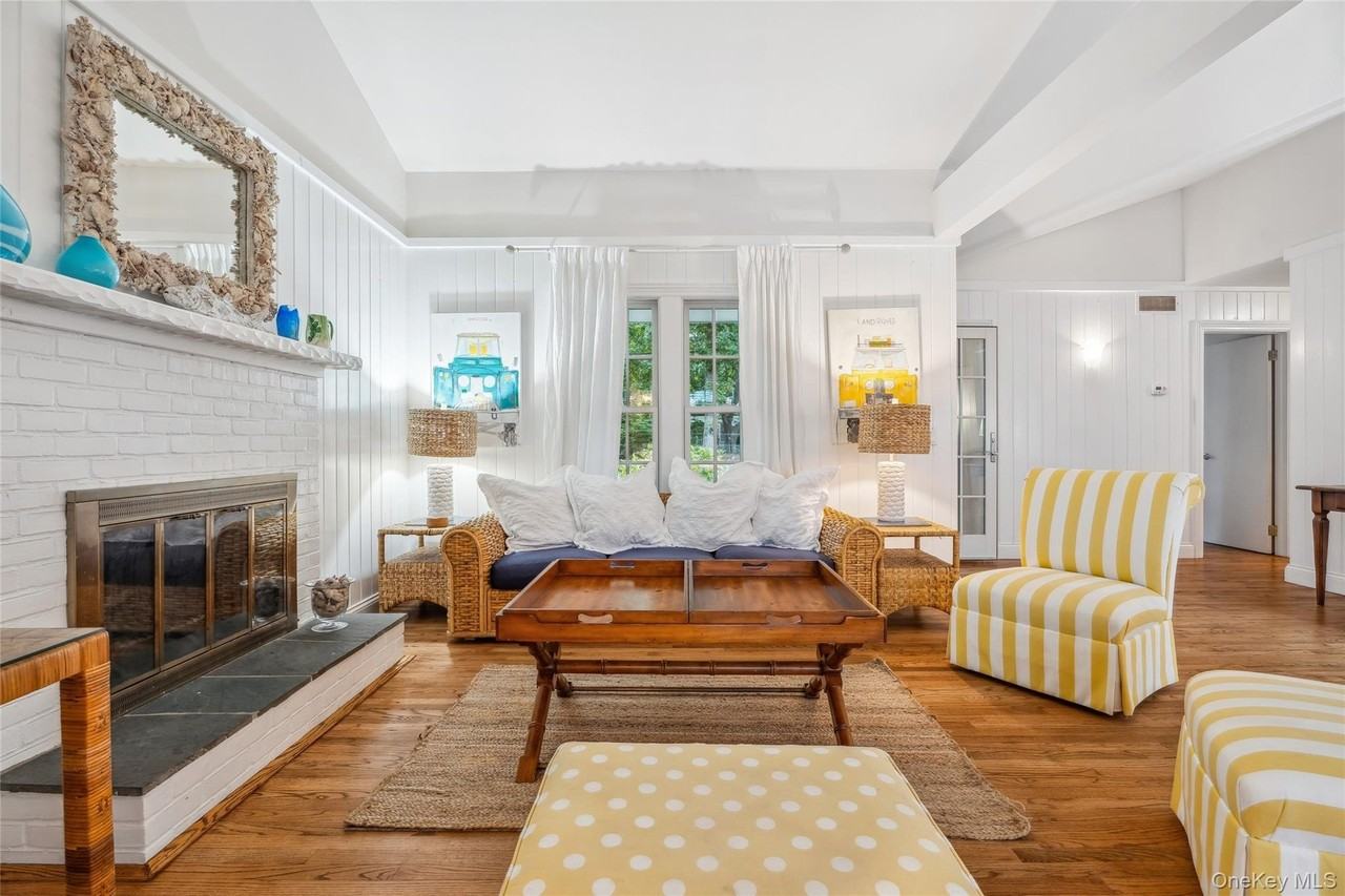 73 Beach Rd - Photo 4 of 29