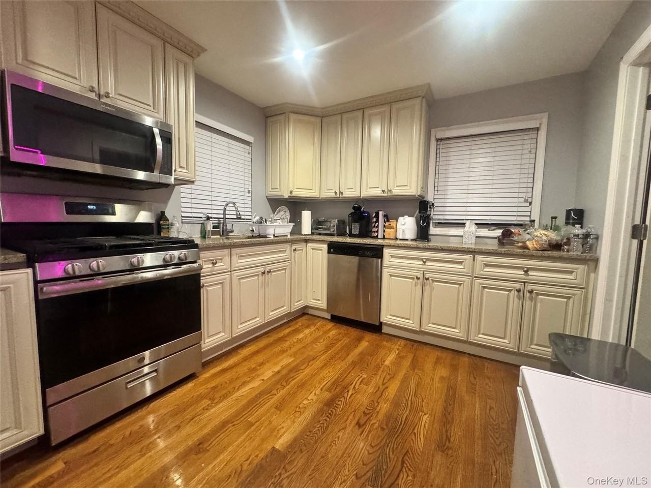 83 Lake Region Blvd - Photo 4 of 41