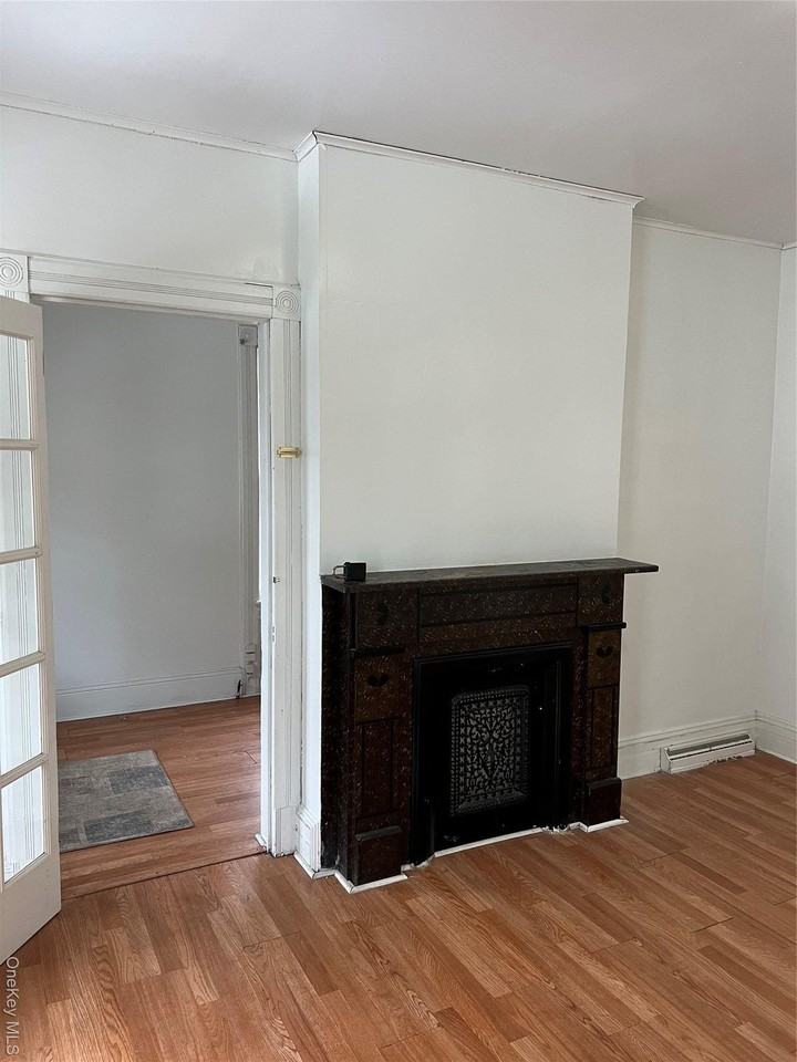 49 Orange St - Photo 5 of 24