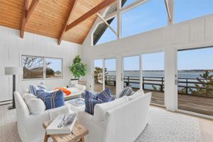 featured image of 298 Dune Rd