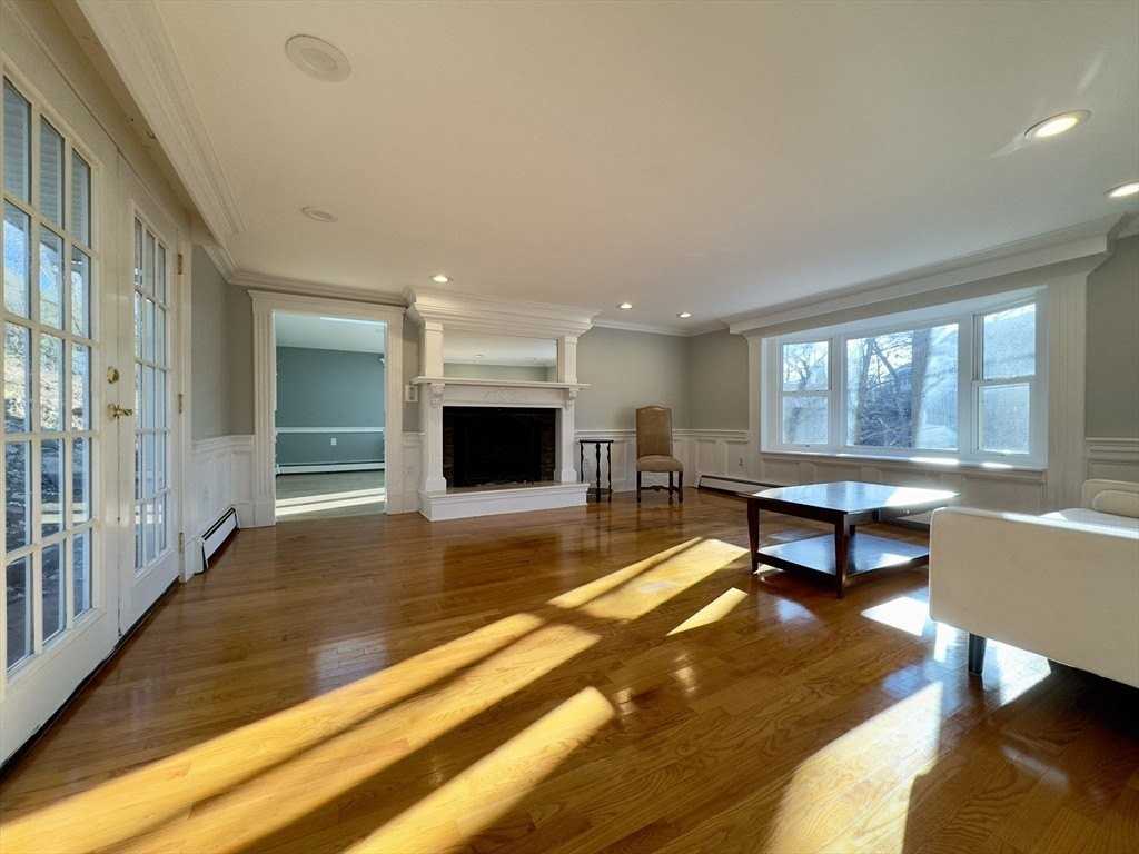 105 Brookside Rd - Photo 5 of 21