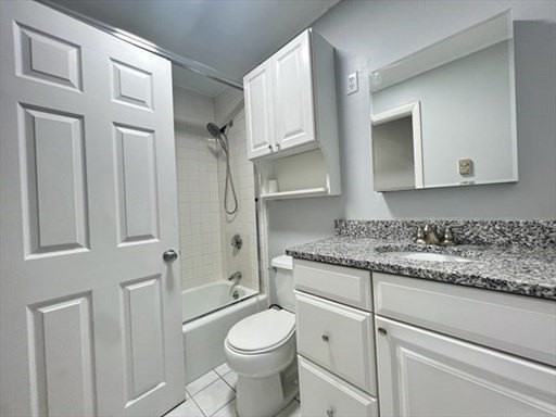 54 Fountain Ln Apt 5 - Photo 5 of 14