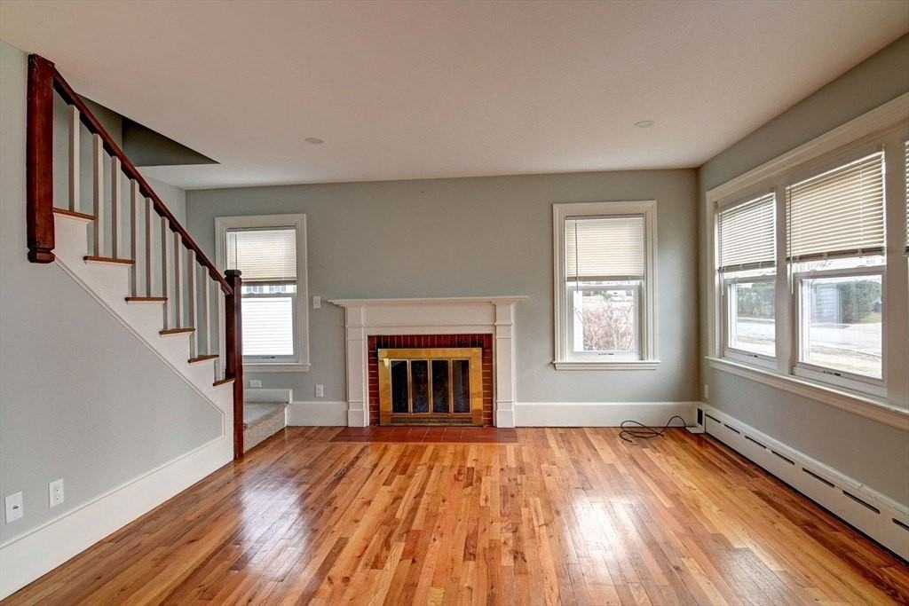 317 Elmwood Ave - Photo 6 of 35