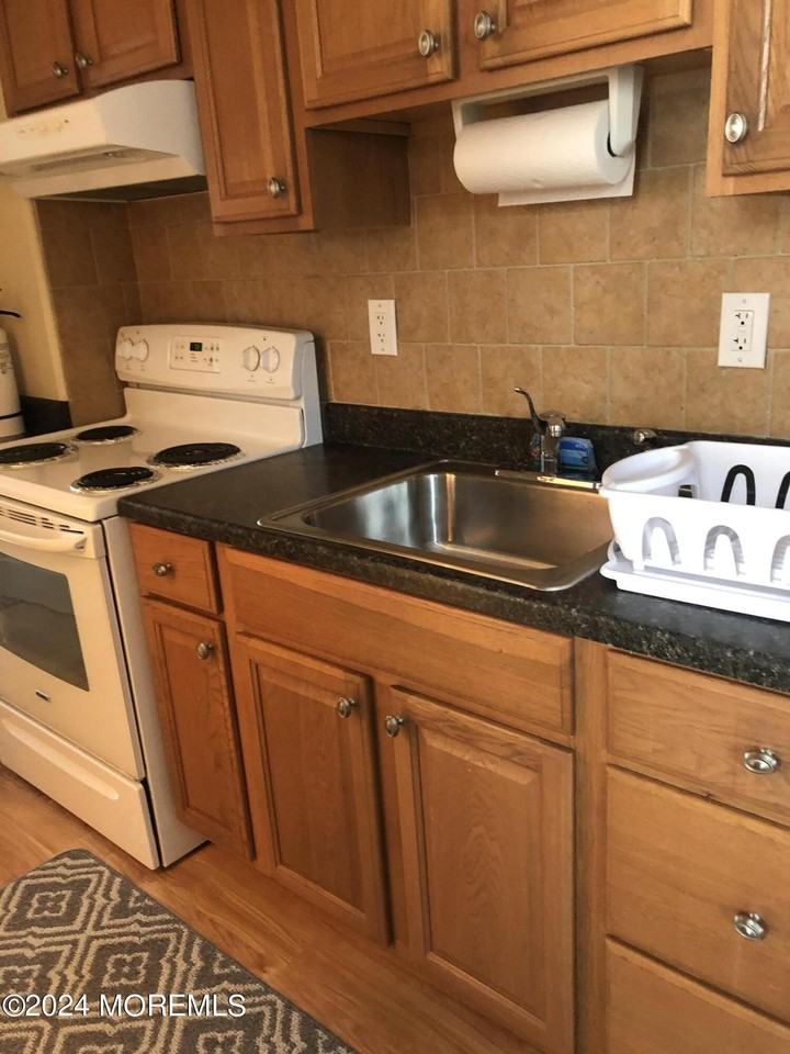 113 13th Ave Unit 1 - Photo 5 of 13