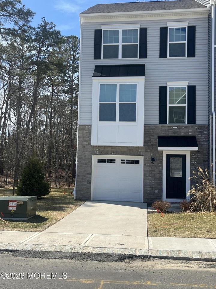 1 Halifax Rd Unit 1 - Photo 3 of 22