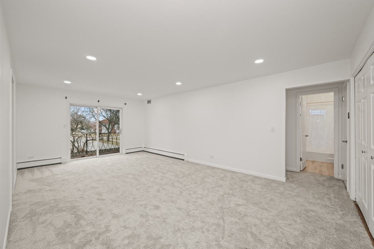 715 E Falcon Dr Unit 209e - Photo 4 of 16