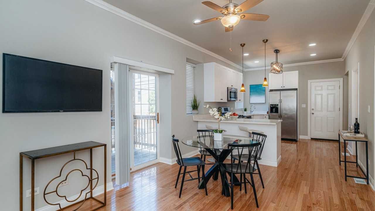 3710 W Wrightwood Ave Apt 2d - Photo 6 of 37