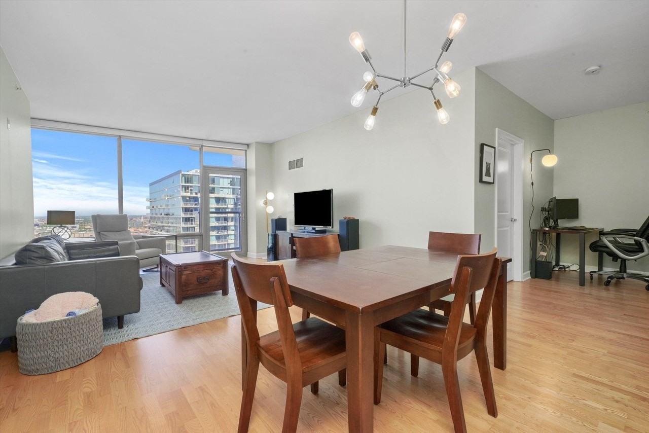 100 E 14th St Apt 2309 - Photo 5 of 27