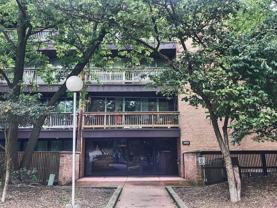 5500 Hillcrest Ln Apt 3c - Photo 1 of 1