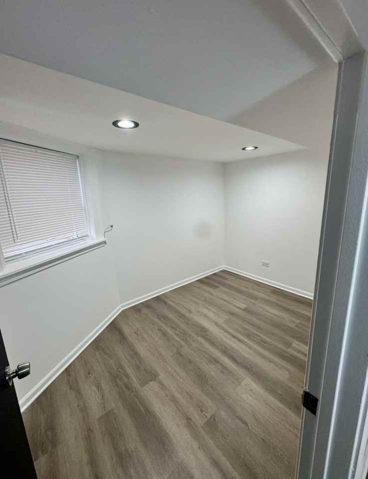 5510 N Spaulding Ave Unit G - Photo 3 of 11