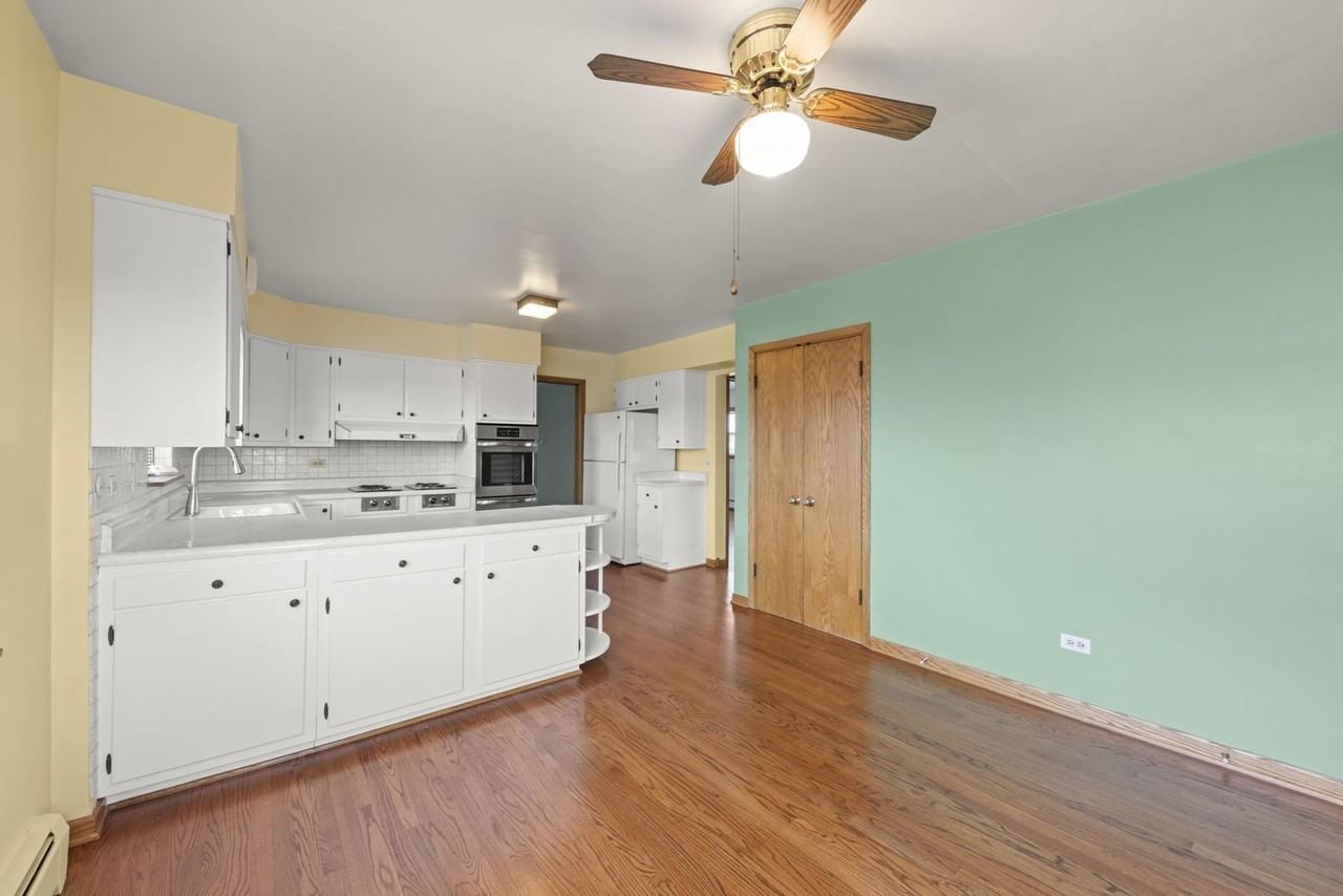 6401 W 52nd St Unit 2 - Photo 6 of 17