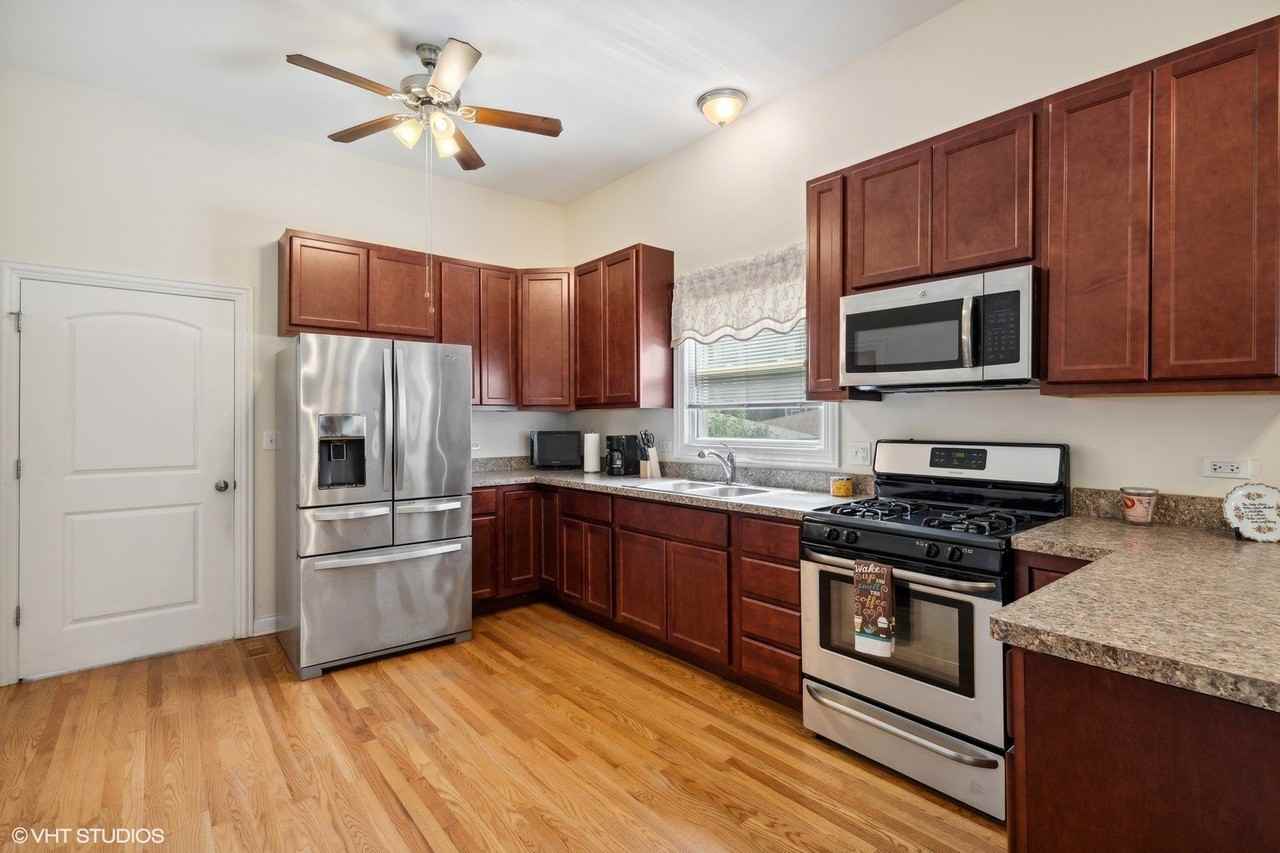 2759 W Francis Pl - Photo 7 of 26