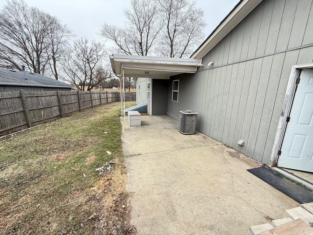 19 E Romeo Rd - Photo 5 of 7