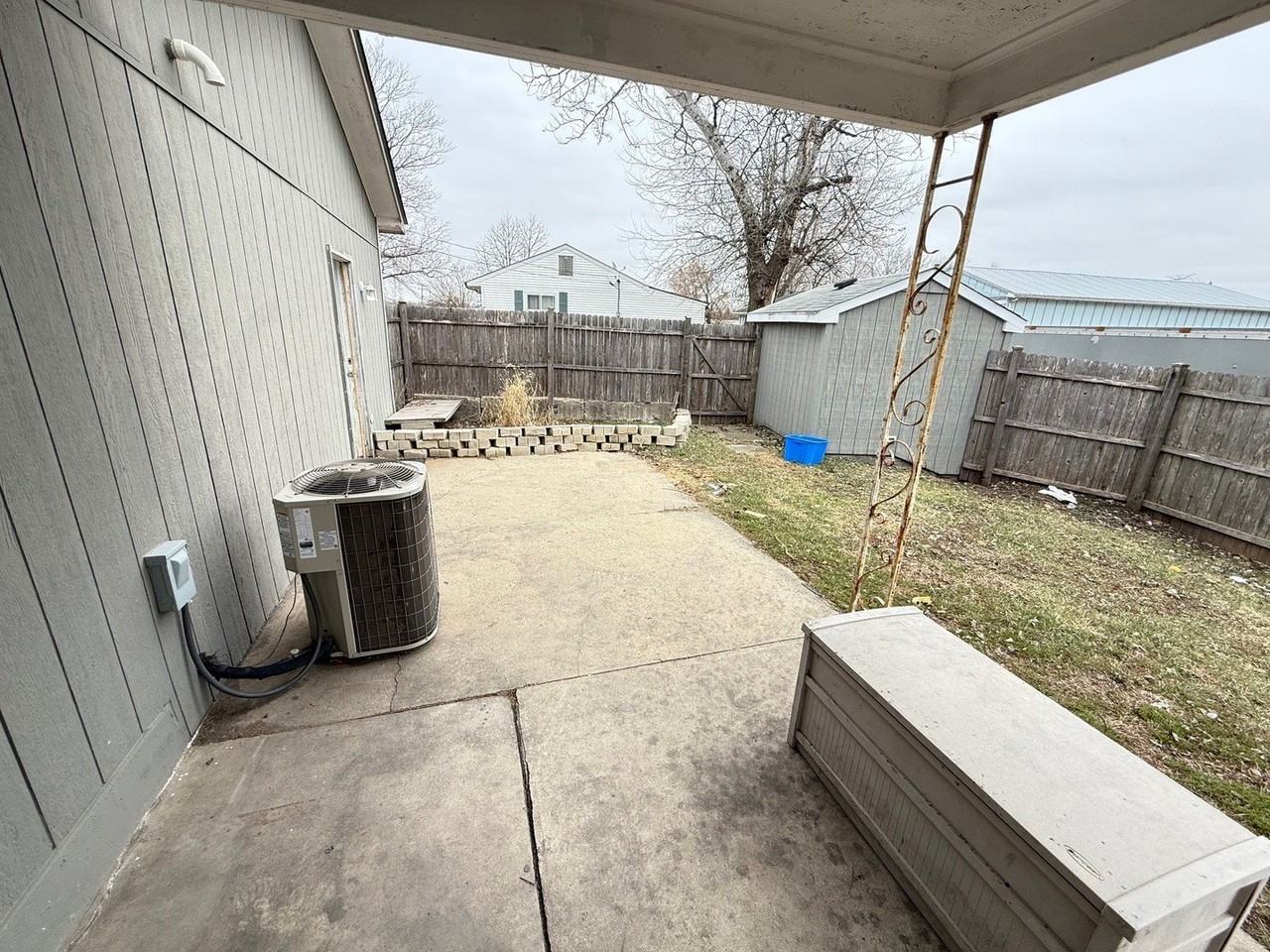 19 E Romeo Rd - Photo 6 of 7