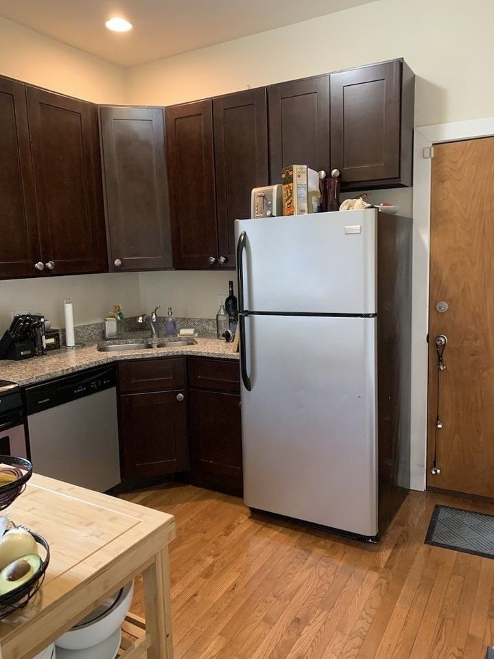 850 W Fletcher St Apt 2r - Photo 6 of 10