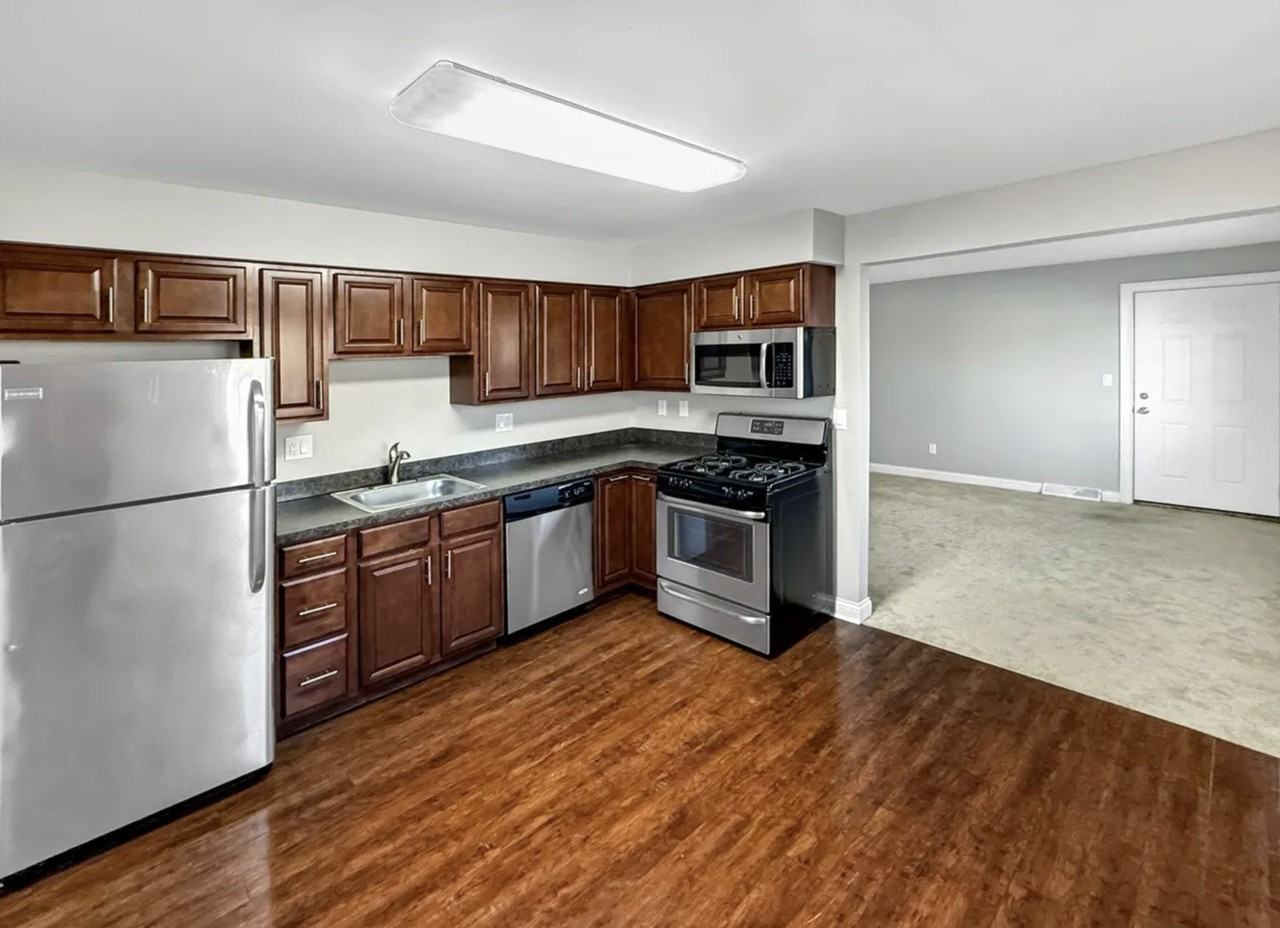 1420 S 14th St Apt A - Photo 2 of 5