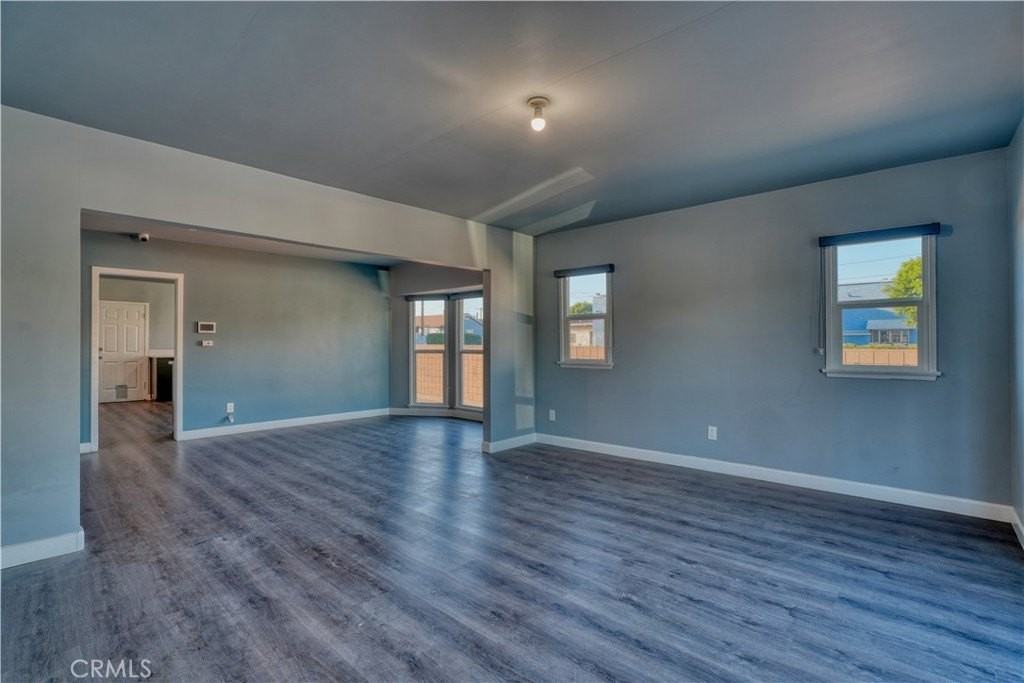 127 S Townsend Ave - Photo 5 of 28