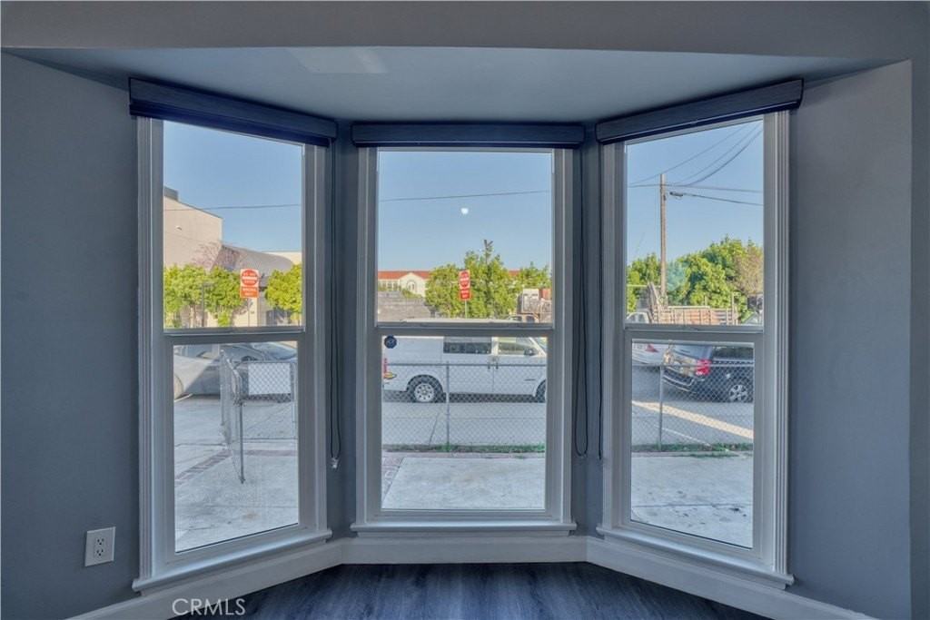 127 S Townsend Ave - Photo 6 of 28