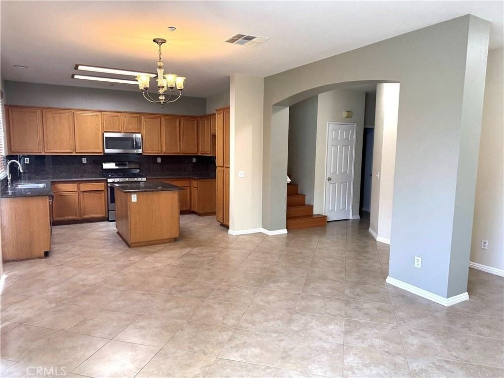 8716 Grand Oaks Ct - Photo 3 of 22