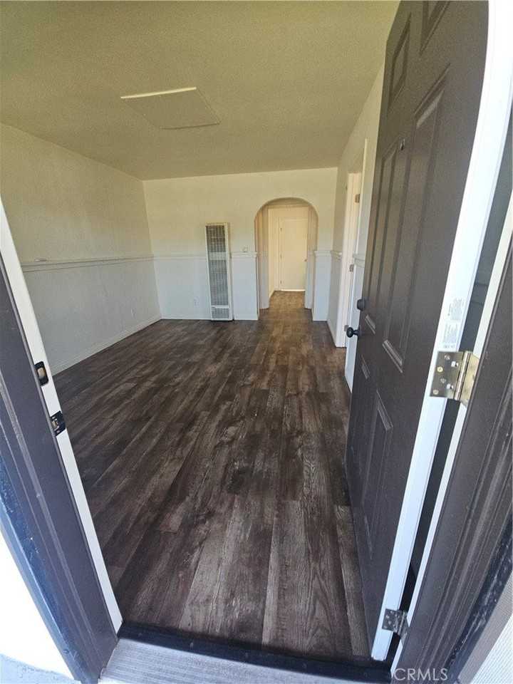 3955 Genevieve St - Photo 4 of 24