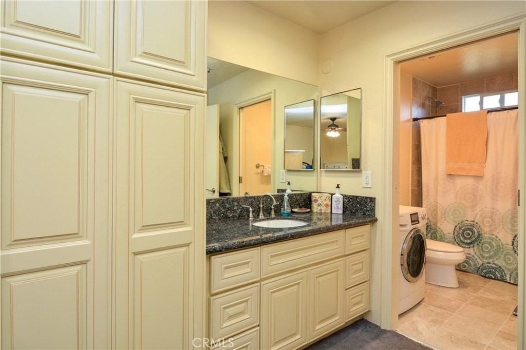 23732 Hillhurst Dr #38 - Photo 4 of 9