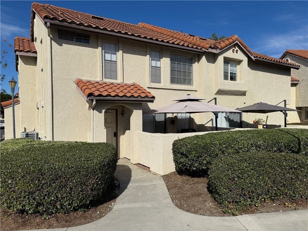 23401 La Crescenta #C257