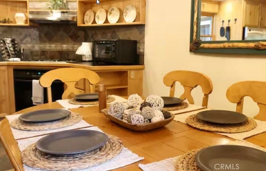 1140 Vine Avenue - Photo 7 of 19