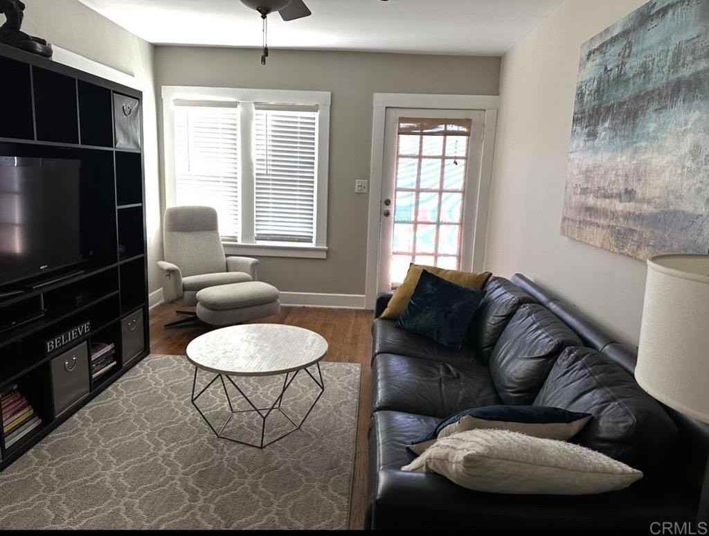 1942 32nd St - Photo 6 of 13