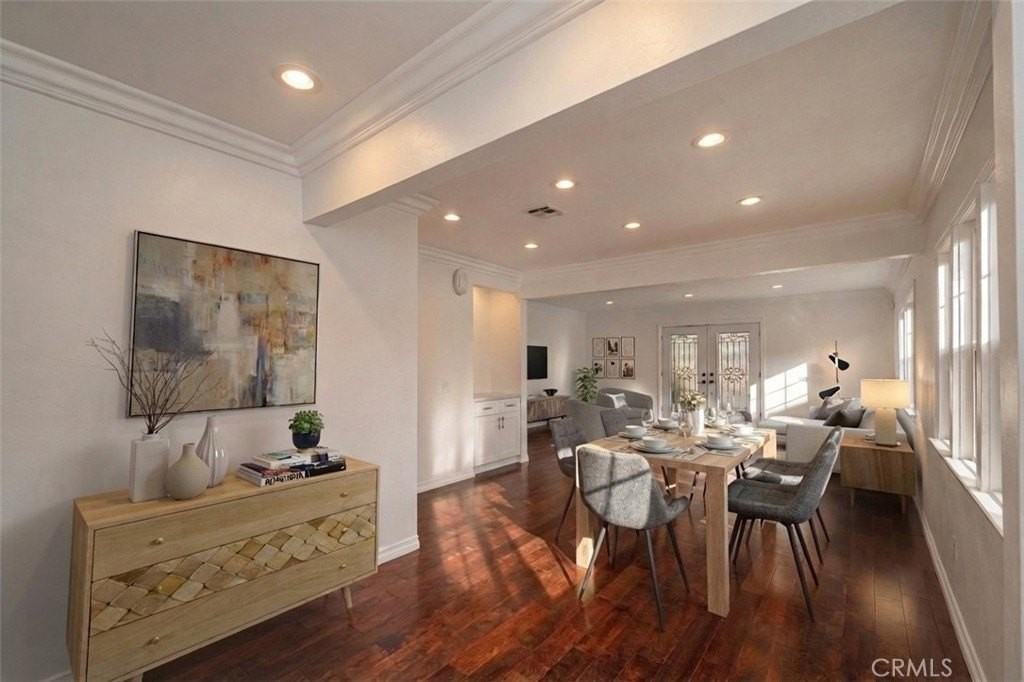 22020 Buena Ventura St - Photo 6 of 33