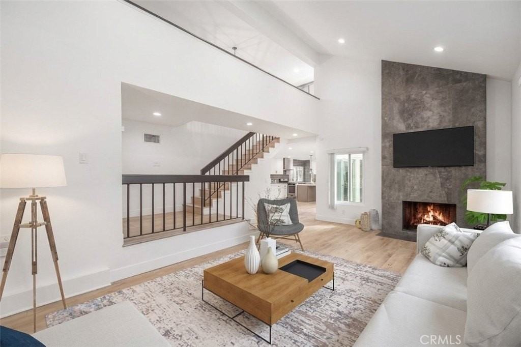 6222 Wynne Ave - Photo 5 of 37