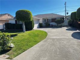 featured image of 1820 Olympus Ave